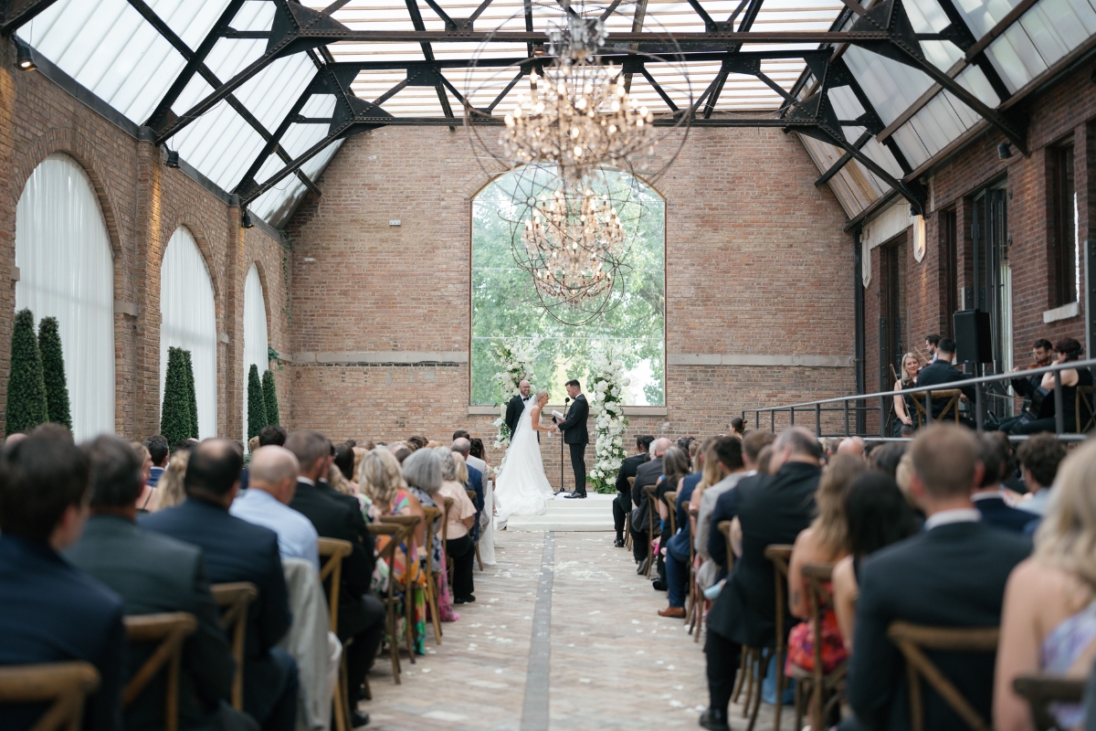 Chicago wedding venue - Bridgeport Art Center, Sculpture Garden